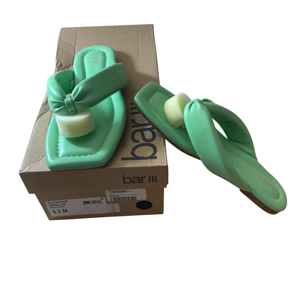 Bar III Womens Green Square Toe Thong Sandals Slip On Flat Flip Flops Size 6.5M